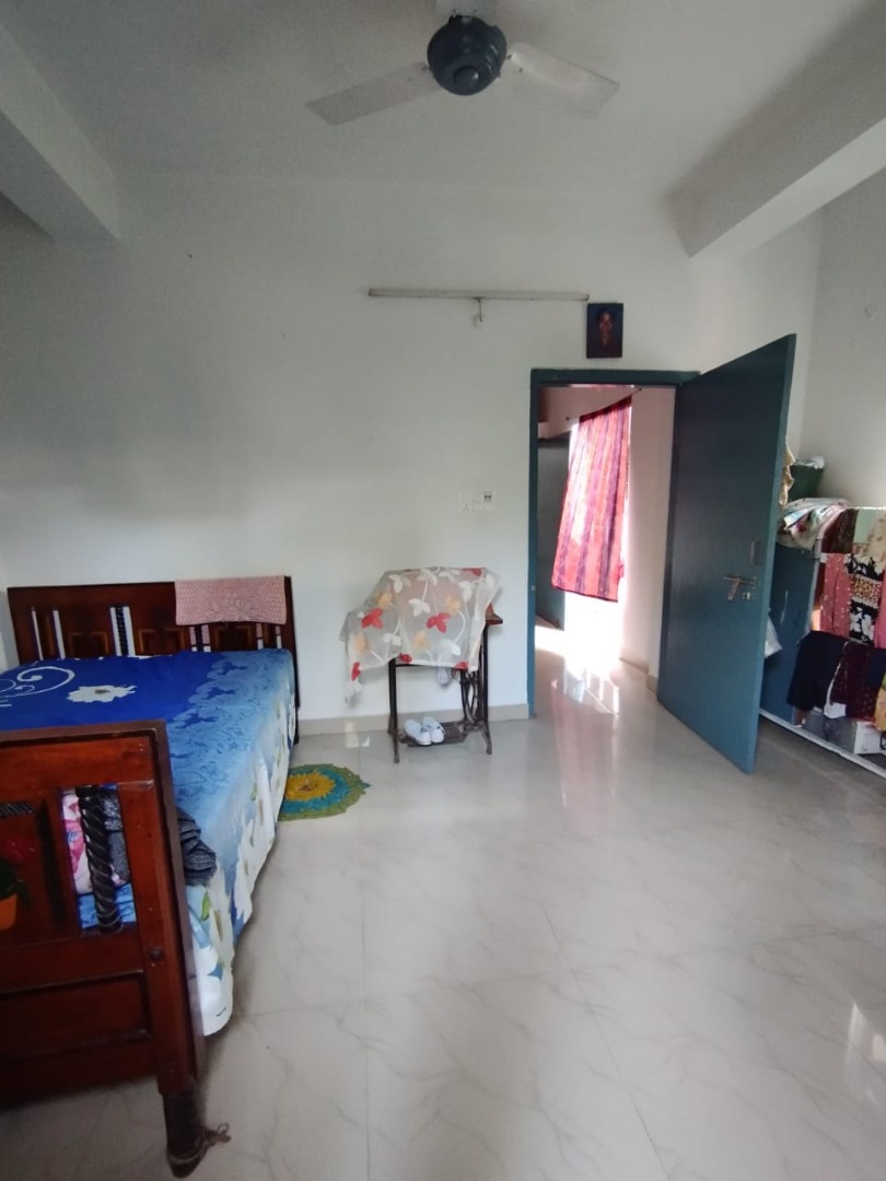 Unfurnished 2bhk in Gandhi Basti Tiniali,Guwahati for Rent